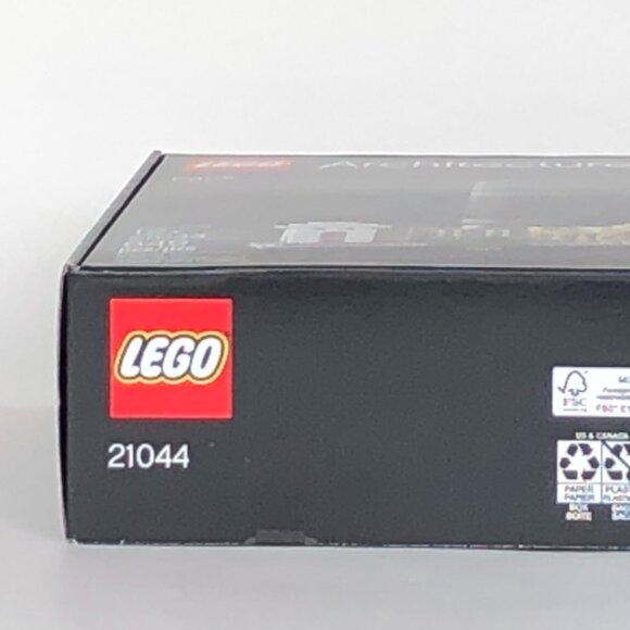 Lego Brand New Architecture Paris Model Kit 21044 - Picture 8 of 9
